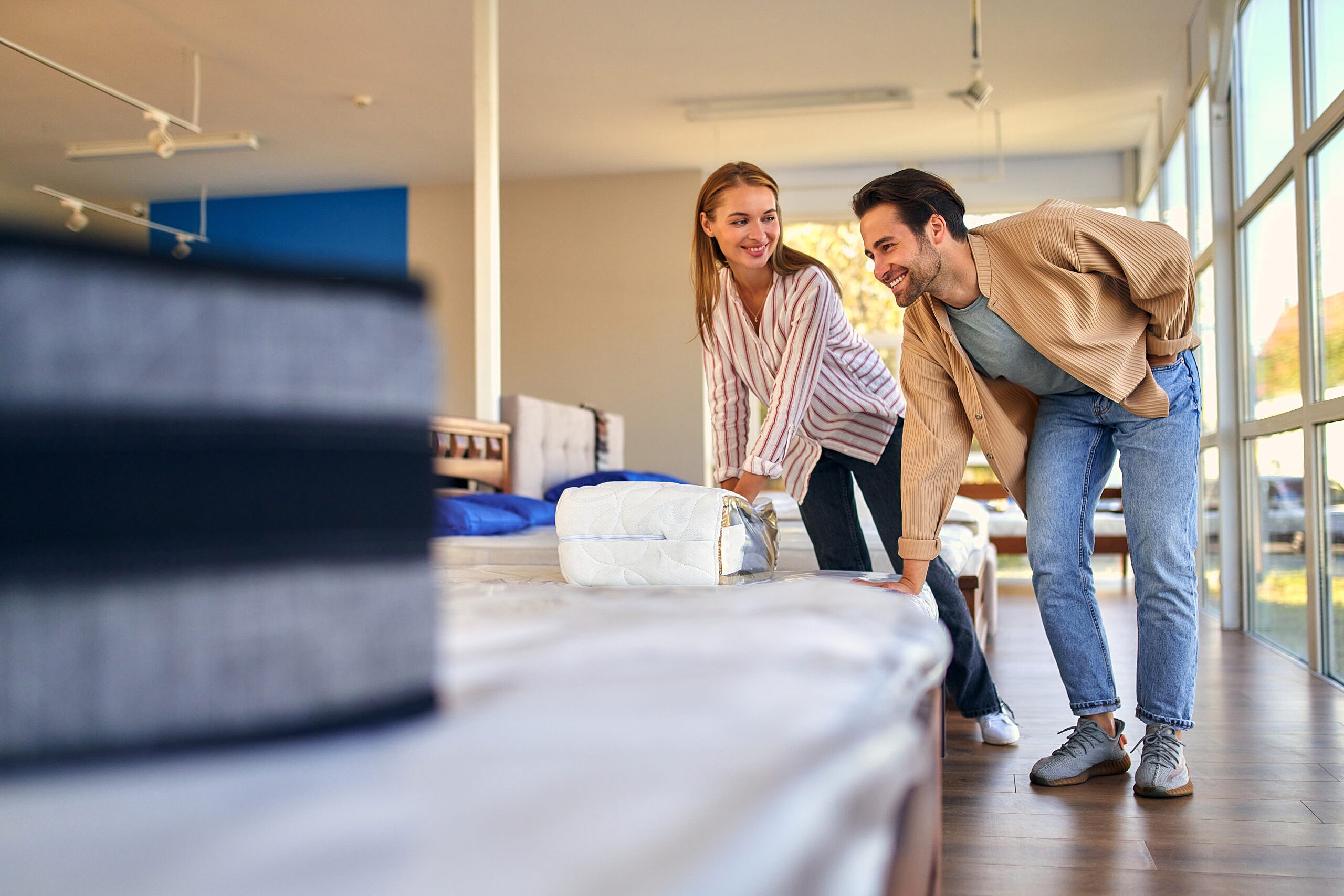 Best Mattress for Back Pain – Choosing Between Firm or Plush