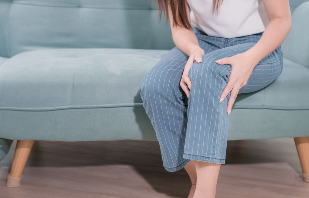 Tingling in Legs: When to See a Doctor and What to Expect